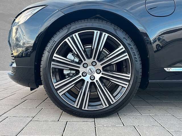 Volvo  T8 AWD Recharge Ultimate Bright ACC BLIS HUD