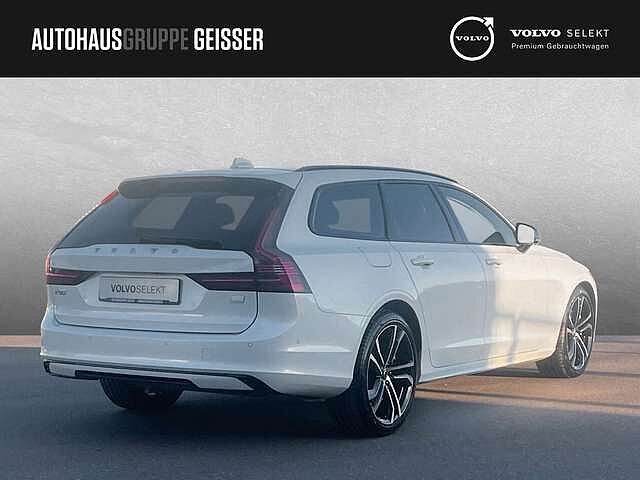 Volvo  T8 AWD Recharge Ultimate Dark  ACC BLIS SD
