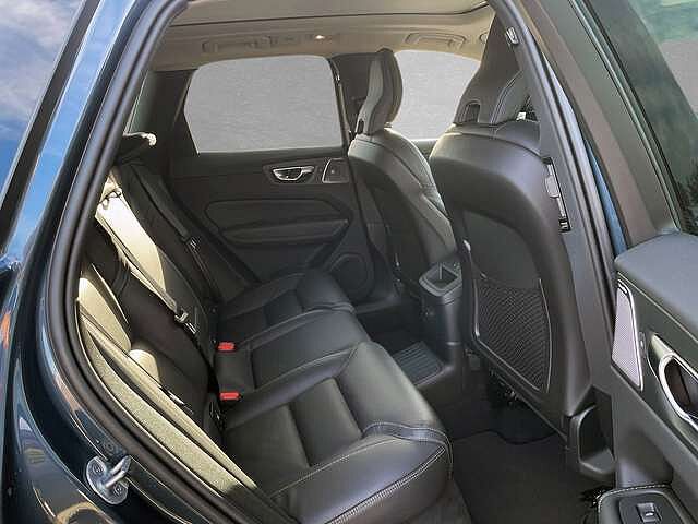 Volvo  T8 AWD Recharge Ultra Dark AHK ACC BLIS SD