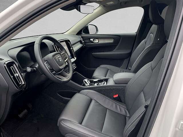 Volvo  B4 MILD Hybrid Automatik Plus Dark ACC BLIS