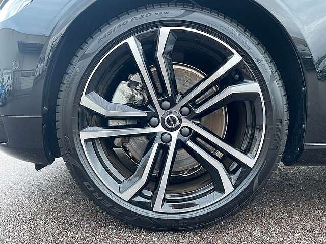 Volvo  T8 AWD Recharge Plus Dark ACC BLIS SD