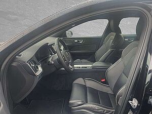 Volvo  B5 AWD Mild-Hybrid Ultimate Dark ACC BLIS SD