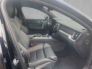Volvo  B5 AWD Mild-Hybrid Ultimate Dark ACC BLIS SD