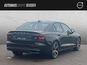 Volvo  B5 AWD Mild-Hybrid Ultimate Dark ACC BLIS SD