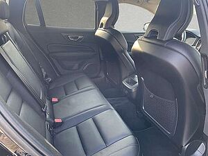 Volvo  B4 Mild-Hybrid Plus Bright ACC BLIS LED