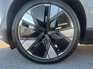 Volvo  Ultra Twin Motor Performance AWD ACC BLIS