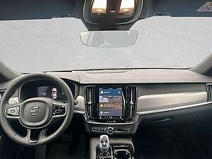 Volvo  T8 AWD Recharge Ultimate Dark ACC BLIS SD