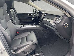 Volvo  T6 AWD Recharge Plus Dark ACC BLIS SD HUD