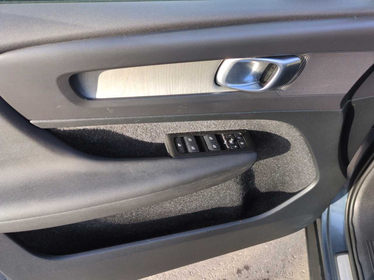 Volvo  Bluetooth LED Vollleder Klima Einparkhilfe el. Fenster
