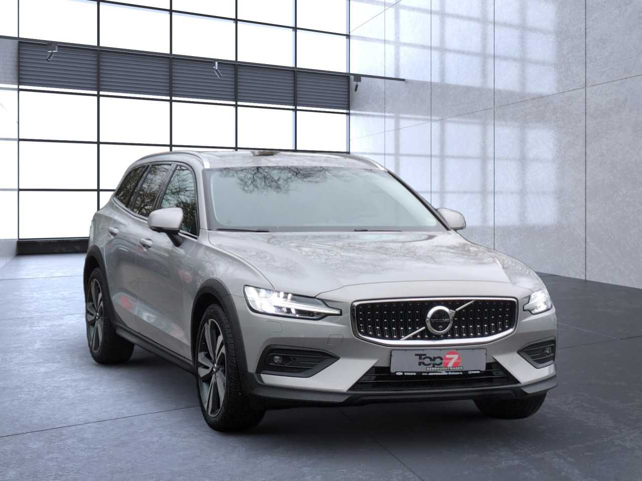 Volvo  Bluetooth Head Up Display Navi LED Klima Standhzg Einparkhilfe el. Fenster