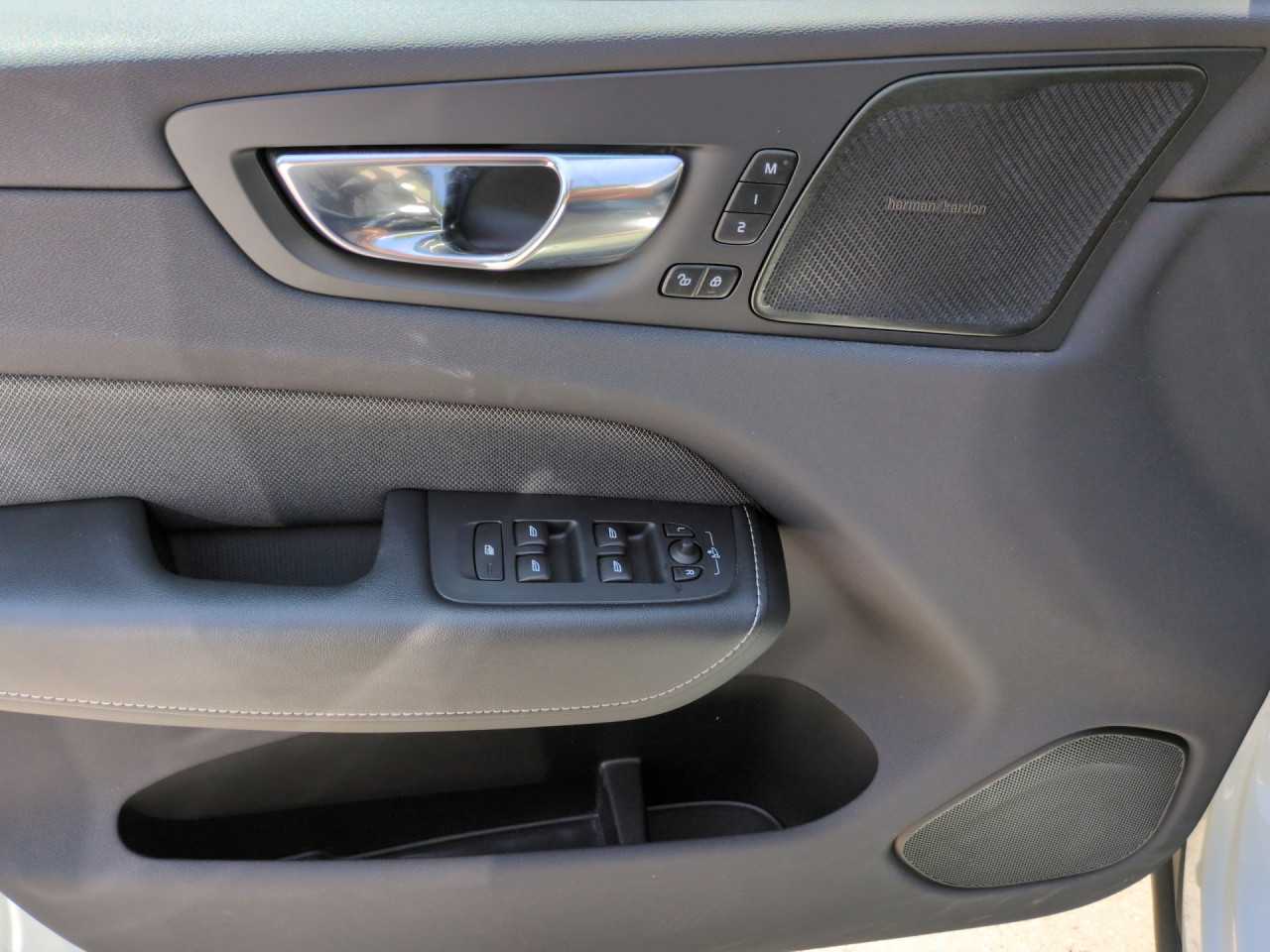Volvo  Navi LED Klima Einparkhilfe el. Fenster