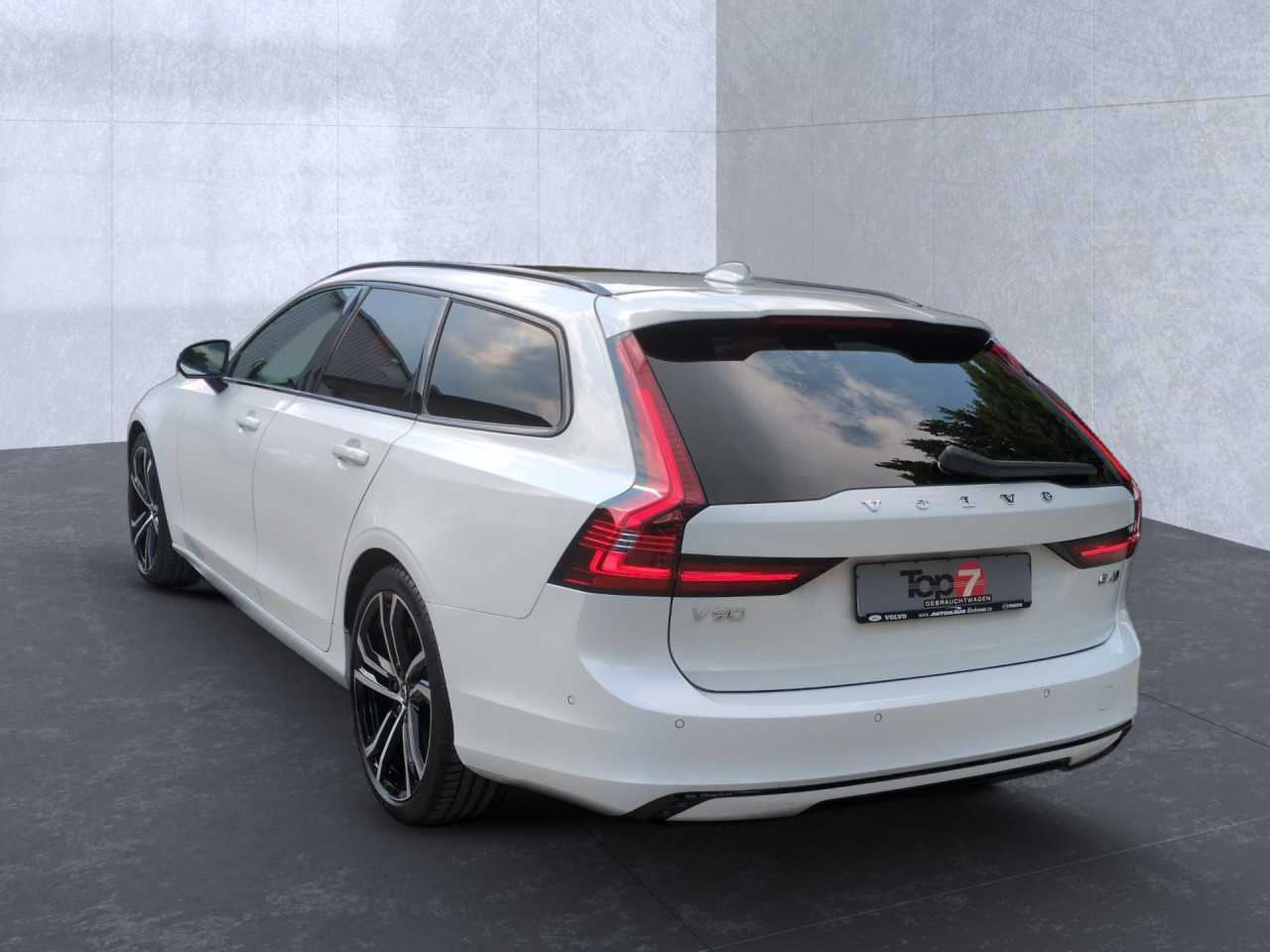 Volvo  Head Up Display Navi LED Vollleder Klima Standhzg Einparkhilfe el. Fenster