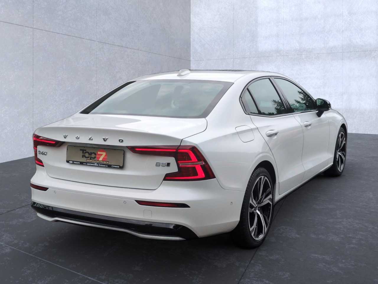 Volvo  Bluetooth Head Up Display LED Klima Einparkhilfe el. Fenster