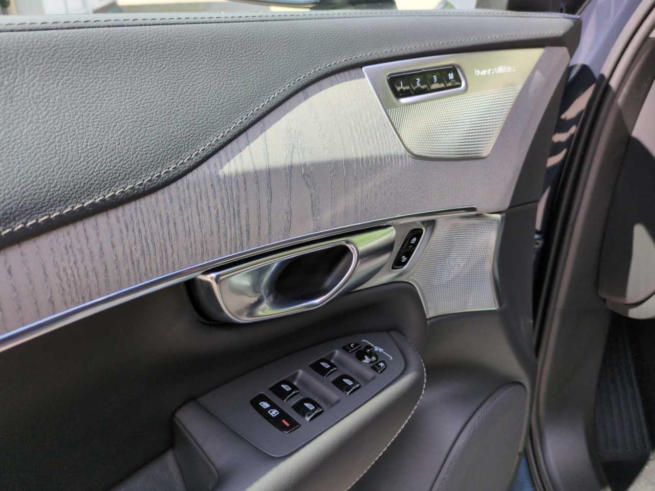 Volvo  Bluetooth Head Up Display Navi Vollleder Klima Standhzg Einparkhilfe el. Fenster