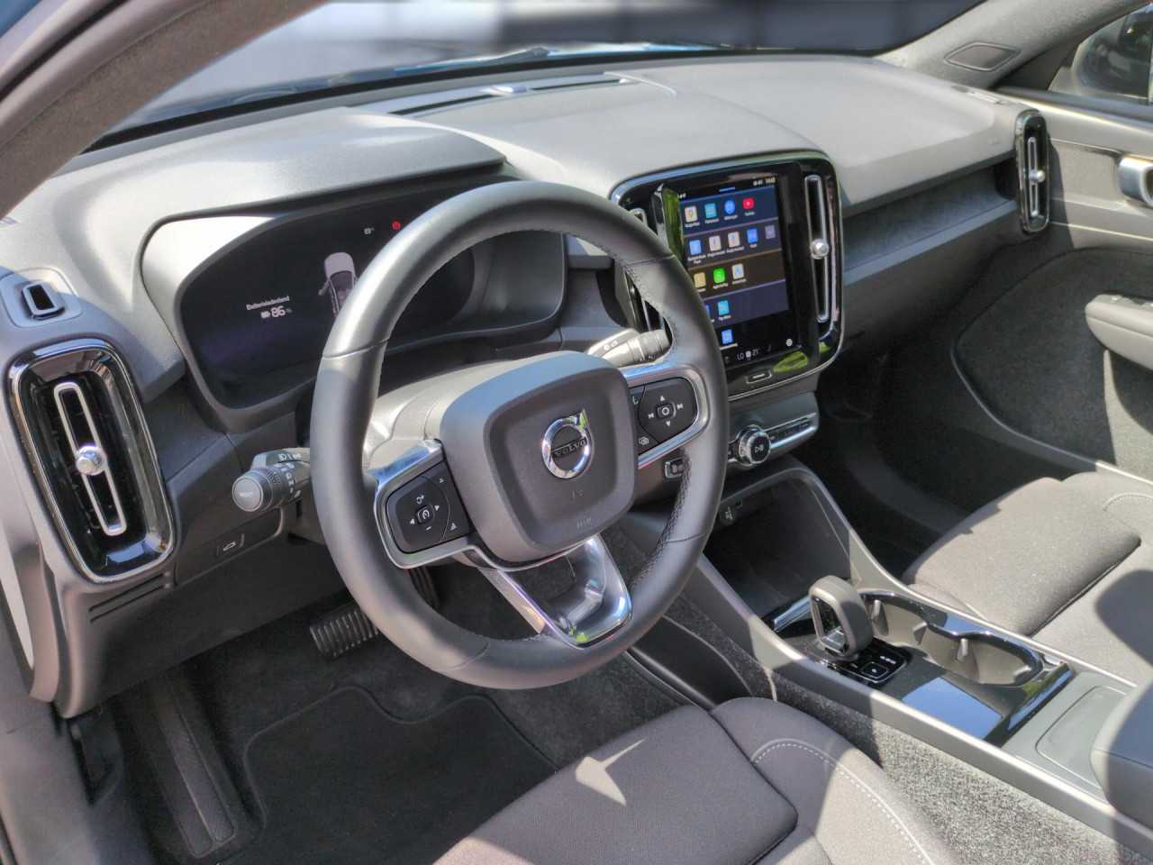Volvo  Bluetooth Navi LED Klima Standhzg Einparkhilfe el. Fenster