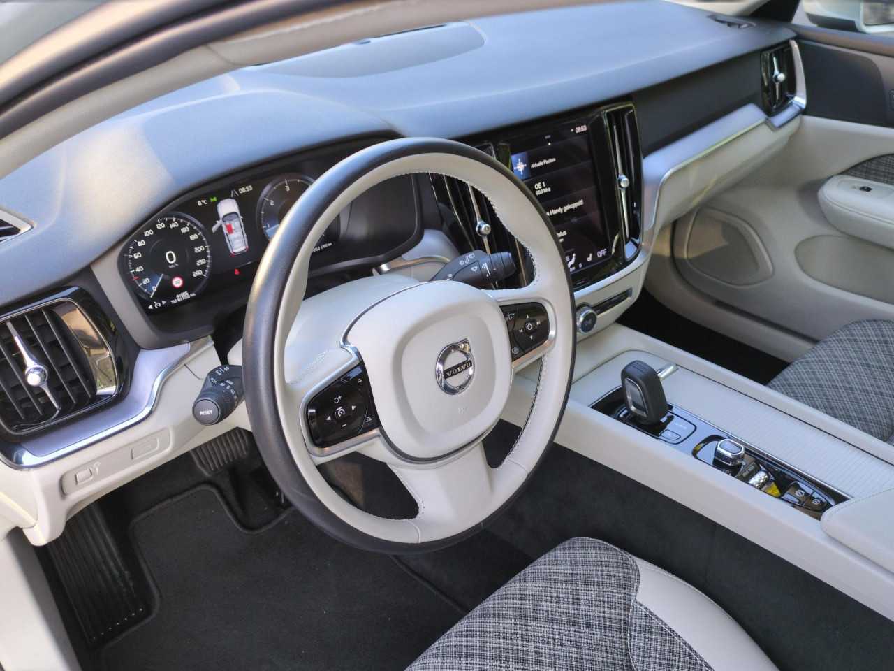 Volvo  Navi LED Klima Einparkhilfe el. Fenster