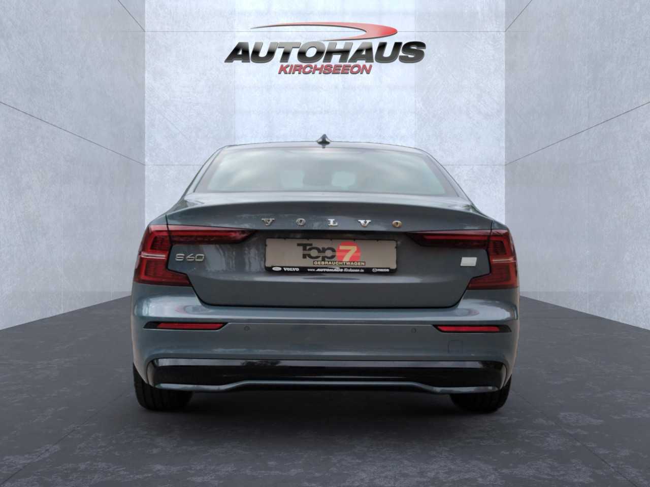 Volvo  Bluetooth Navi LED Vollleder Klima Standhzg Einparkhilfe el. Fenster