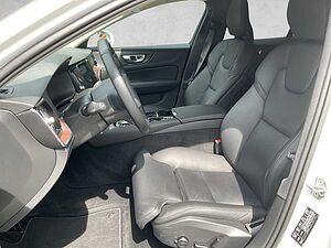 Volvo  Bluetooth Navi LED Vollleder Klima Standhzg Einparkhilfe el. Fenster