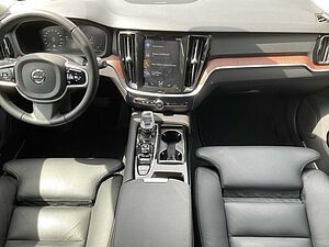 Volvo  Bluetooth Navi LED Vollleder Klima Standhzg Einparkhilfe el. Fenster