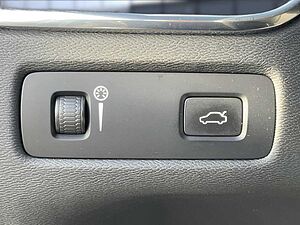 Volvo  Navi LED Klima Einparkhilfe el. Fenster