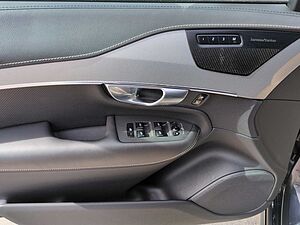 Volvo  Bluetooth Navi LED Klima Einparkhilfe el. Fenster