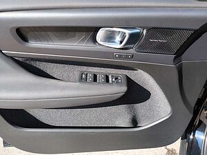 Volvo  Bluetooth LED Klima Standhzg Einparkhilfe el. Fenster
