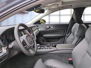 Volvo  Bluetooth Navi LED Vollleder Klima Standhzg Einparkhilfe el. Fenster