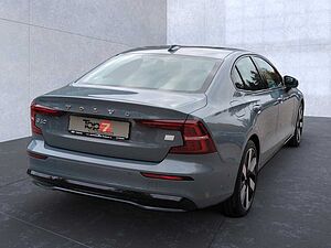 Volvo  Bluetooth Navi LED Vollleder Klima Standhzg Einparkhilfe el. Fenster