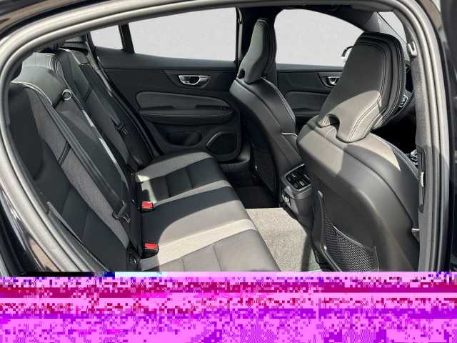 Volvo  B5 AWD Mild-Hybrid Ultimate Dark ACC BLIS SD