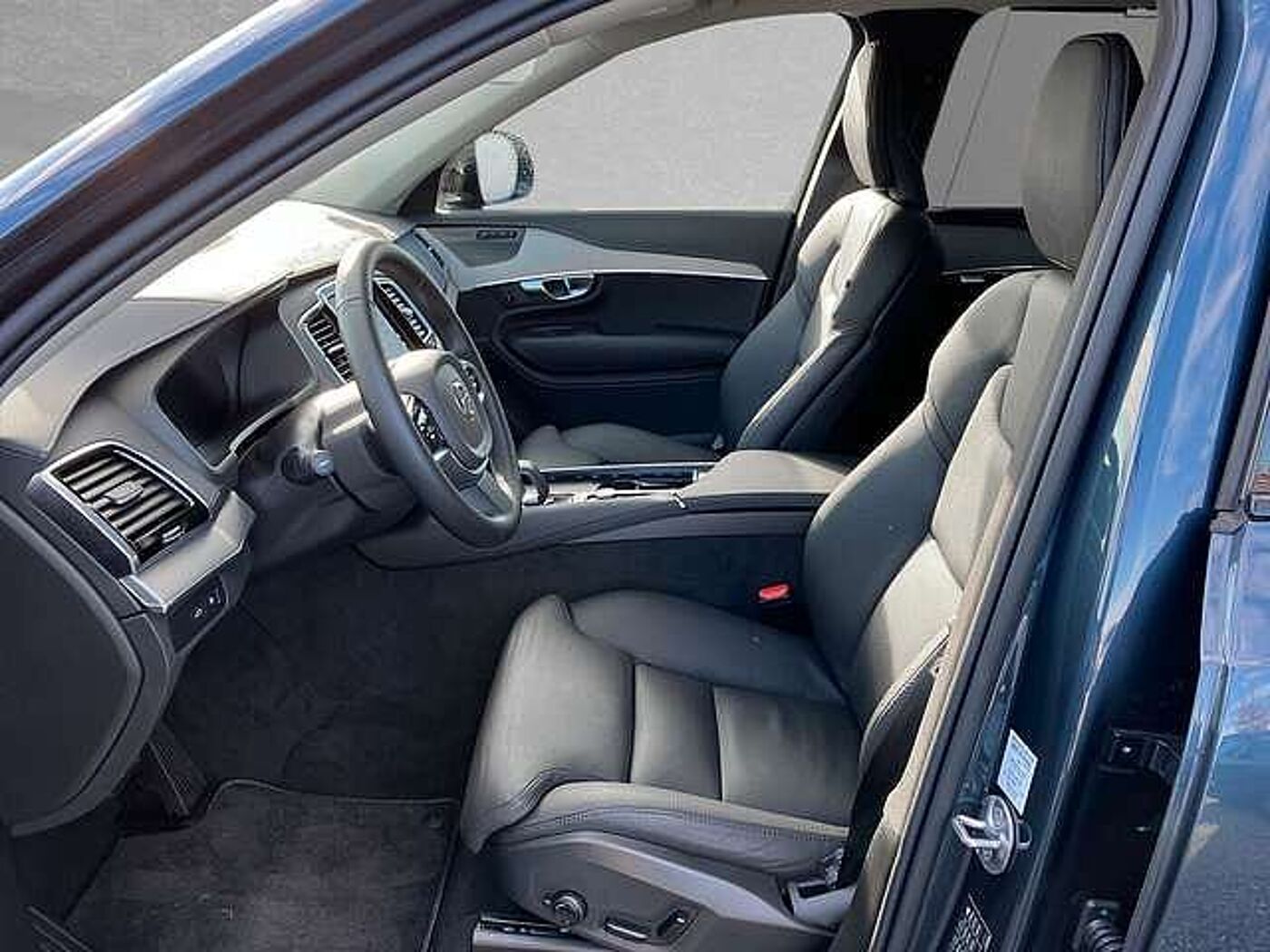 Volvo  T8 AWD Plus Dark Automatik 7-Sitzer AHK ACC