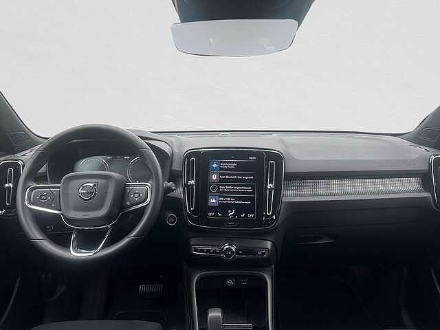 Volvo  T2 Automatik Plus Dark  ACC BLIS LED