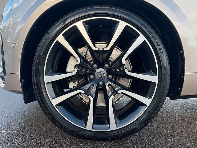 Volvo  T8 Plug-in Hybrid AWD Ultra Dark AHK ACC