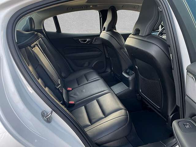 Volvo  T8 AWD Recharge Ultimate Dark ACC BLIS SD
