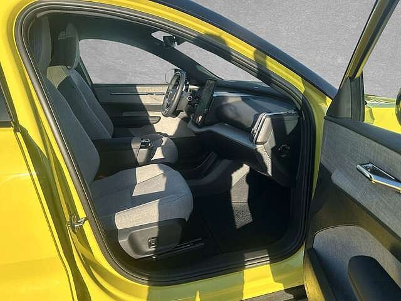 Volvo Ultra Twin Motor Performance AWD ACC BLIS