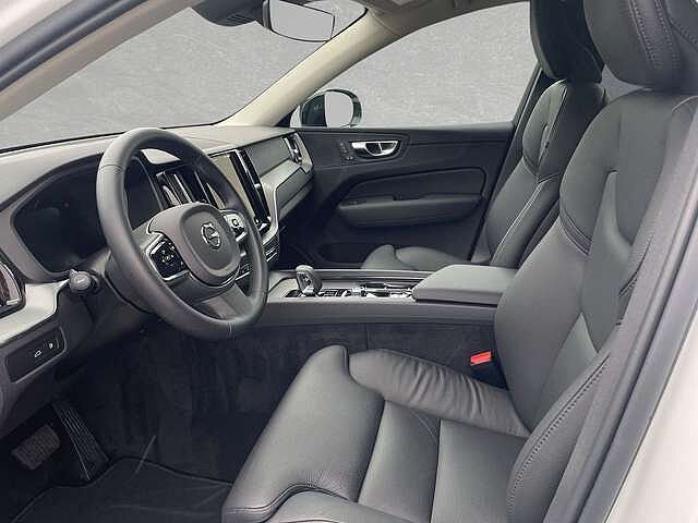 Volvo  T6 AWD Recharge Plus Dark ACC BLIS SD HUD