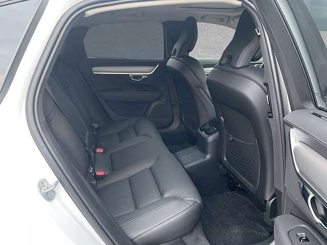 Volvo  T8 AWD Recharge Ultimate Dark ACC BLIS SD