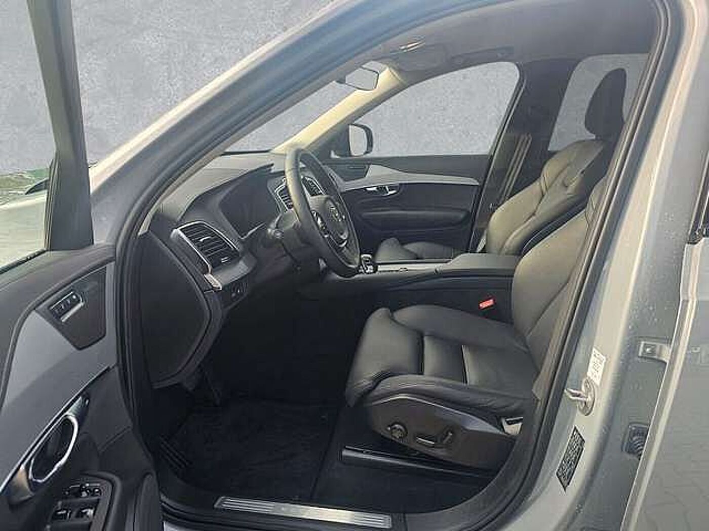 Volvo  T8 AWD Plus Dark 7-Sitzer ACC BLIS