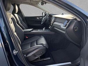 Volvo  T8 AWD Recharge Ultra Dark AHK ACC BLIS SD