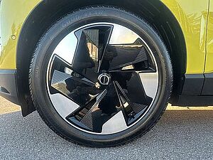 Volvo Ultra Twin Motor Performance AWD ACC BLIS