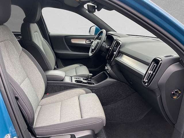 Volvo  B3 Mild-Hybrid Core Automatik ACC BLIS LED