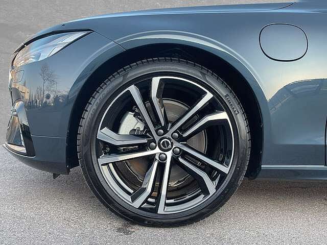 Volvo  T8 AWD Recharge Plus Dark ACC BLIS SD