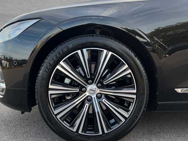 Volvo  B5 AWD Mild-Hybrid Ultimate Bright ACC BLIS