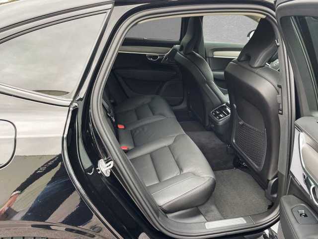 Volvo  B5 AWD Mild-Hybrid Ultimate Dark ACC BLIS SD
