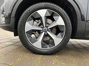 Volvo  B3 MILD Hybrid Automatik Plus Dark ACC BLIS