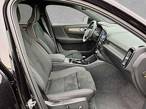 Volvo  B3 MILD Hybrid Automatik Plus Dark ACC BLIS
