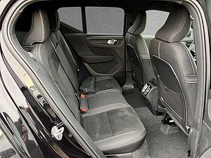 Volvo  B3 MILD Hybrid Automatik Plus Dark ACC BLIS