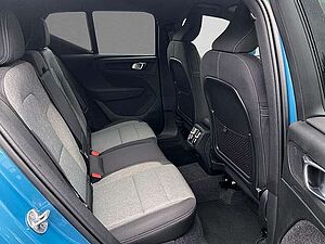 Volvo  B3 Mild-Hybrid Core Automatik ACC BLIS LED