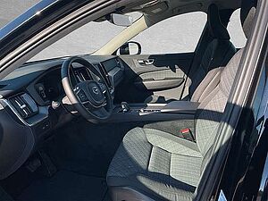 Volvo  T6 AWD Recharge Core AHK LED SD
