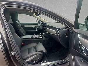 Volvo  T8 AWD Recharge Plus Dark ACC BLIS SD