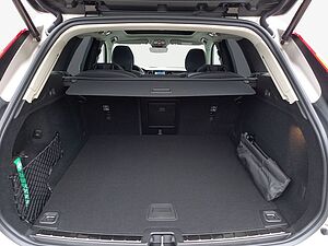 Volvo  T6 AWD Recharge